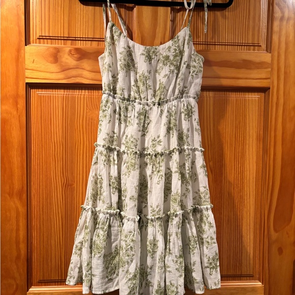 Blu Pepper Green Floral Midi Dress - Picture 1 of 6